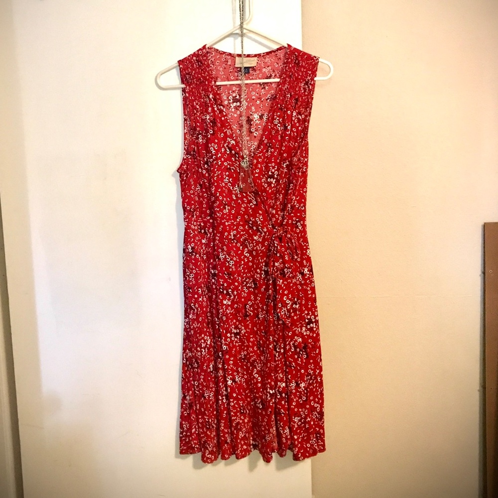 Ladies Universal Thread dress